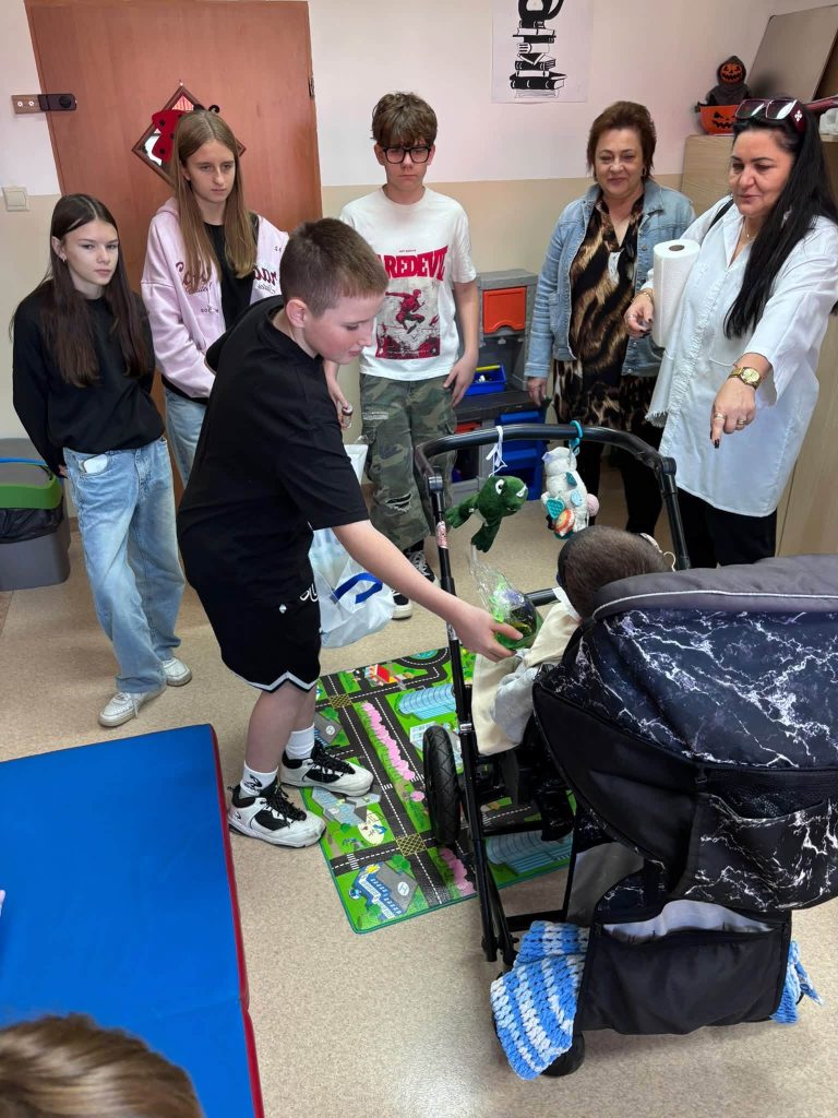 Wizyta gości z SP NR 3 z okazji Dnia Chłopaka